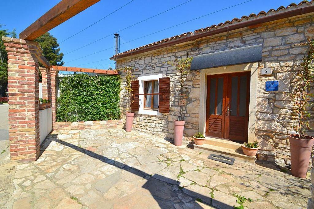 Villa Giardin Novigrad  Ngoại thất bức ảnh