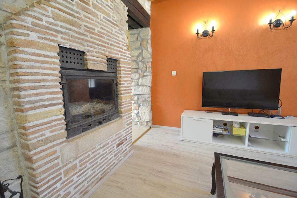 Villa Giardin Novigrad  Ngoại thất bức ảnh