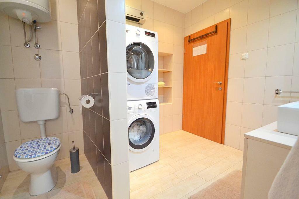 Villa Giardin Novigrad  Ngoại thất bức ảnh