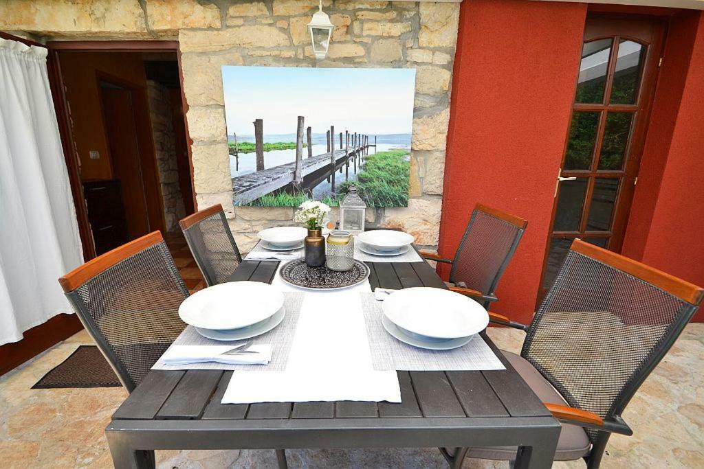 Villa Giardin Novigrad  Ngoại thất bức ảnh