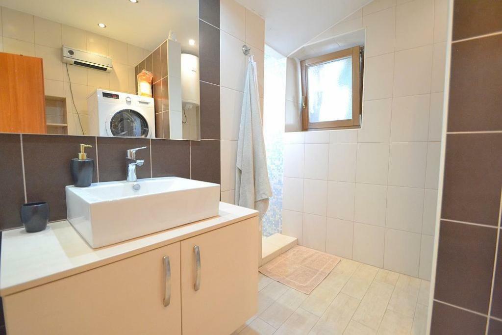 Villa Giardin Novigrad  Ngoại thất bức ảnh