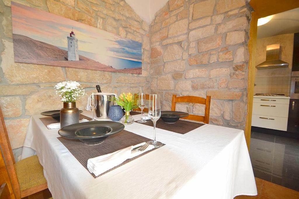 Villa Giardin Novigrad  Ngoại thất bức ảnh